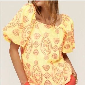 Yellow gingham seersucker. BNWT. Gorgeous for spring/summer Size Large